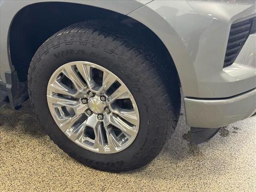 Sterling Gray Metallic 2024 Chevrolet Silverado 1500 High Country