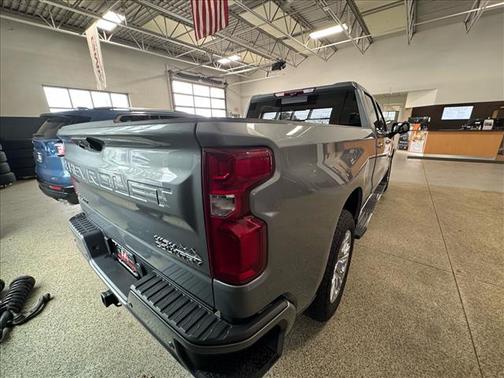 Sterling Gray Metallic 2024 Chevrolet Silverado 1500 High Country