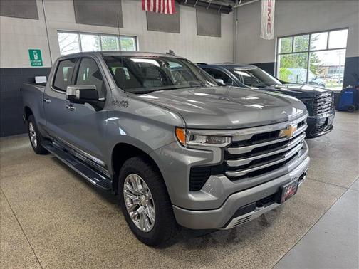 Sterling Gray Metallic 2024 Chevrolet Silverado 1500 High Country