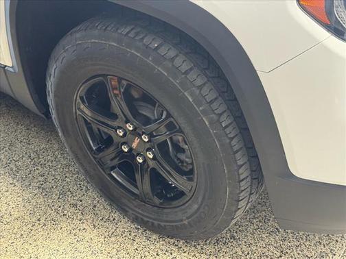 2023 GMC Acadia AWD AT4