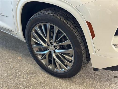 2025 Buick Enclave Avenir FWD