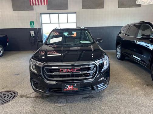 2024 GMC Terrain AWD AT4