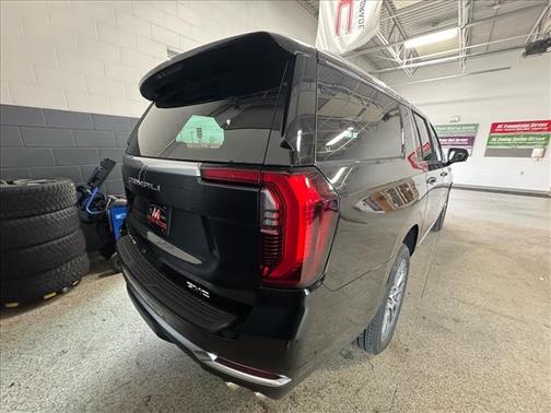 Onyx Black (gba) 2026 GMC Yukon XL Denali