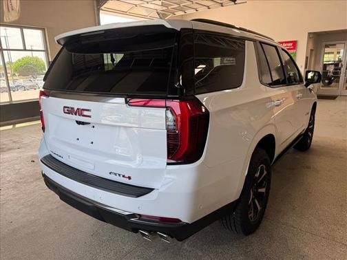 Summit White (gaz) 2026 GMC Yukon 4WD AT4