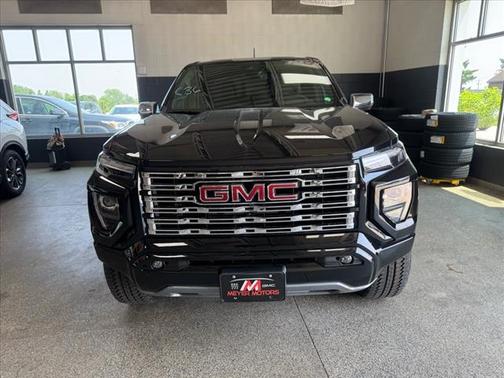 2025 GMC Canyon Denali