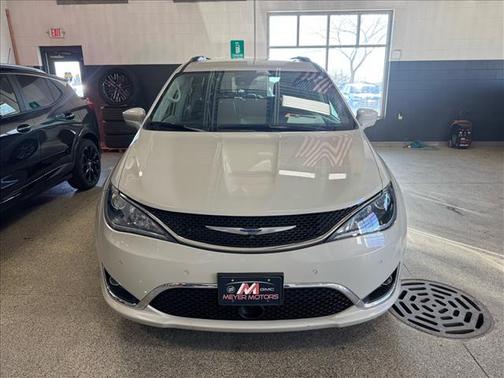 2019 Chrysler Pacifica Touring-L Plus