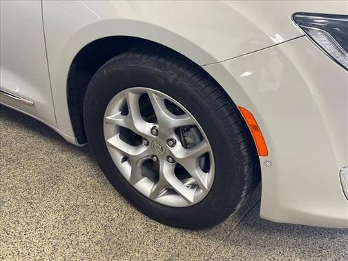 2019 Chrysler Pacifica Touring-L Plus