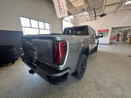 2025 GMC Sierra 2500 AT4