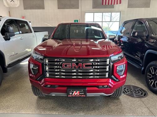 2024 GMC Canyon Denali