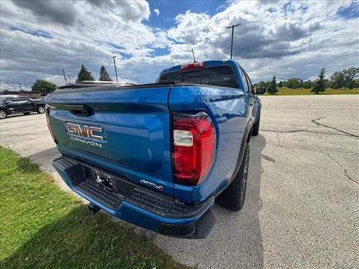 Dynamic Blue Metallic (glt) 2023 GMC Canyon AT4