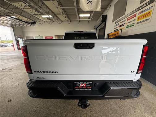 Summit White (gaz) 2025 Chevrolet Silverado 2500 LT