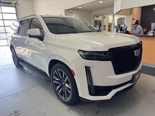 2022 Cadillac Escalade ESV Sport