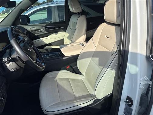 2022 Cadillac Escalade ESV Sport