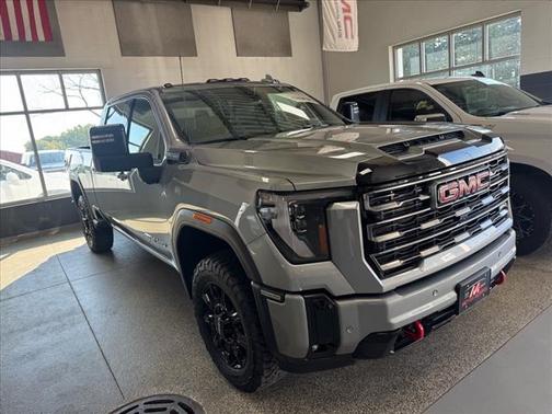 2025 GMC Sierra 2500 AT4