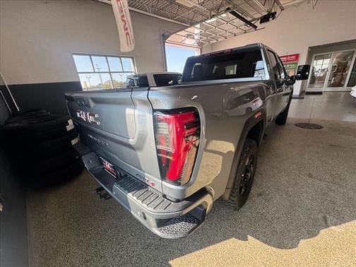2025 GMC Sierra 2500 AT4