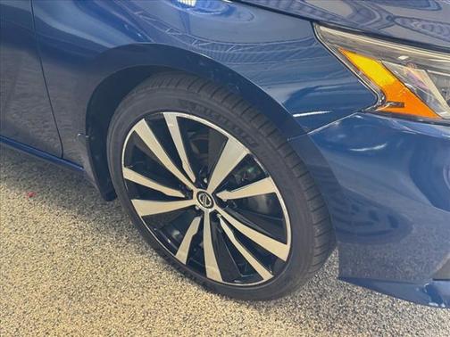 2020 Nissan Altima SR Intelligent AWD