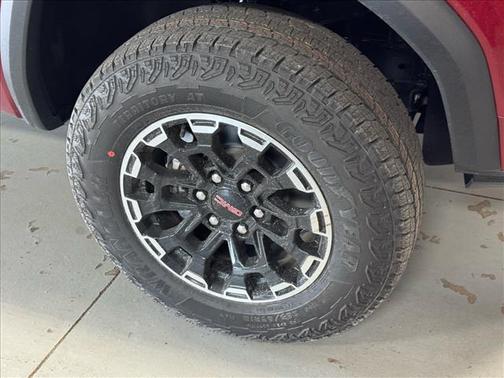 Volcanic Red Tintcoat (gnt) 2026 GMC Canyon AT4