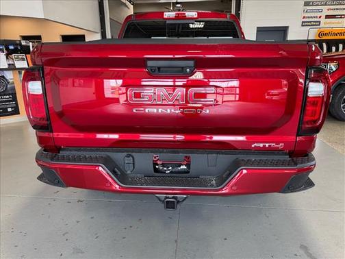 Volcanic Red Tintcoat (gnt) 2026 GMC Canyon AT4