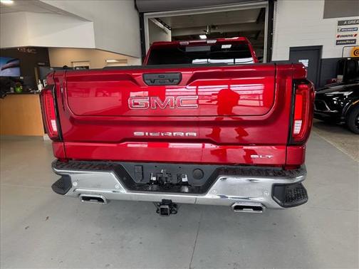 Volcanic Red Tintcoat (gnt) 2026 GMC Sierra 1500 SLT