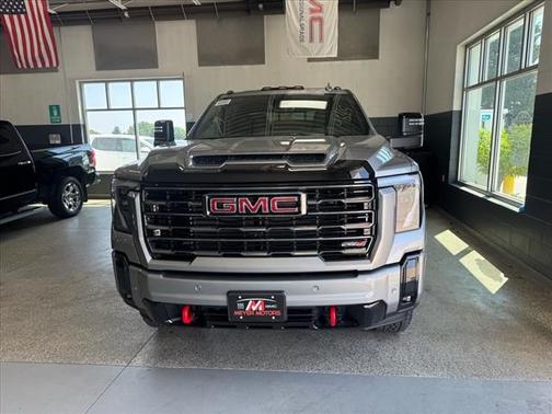 2025 GMC Sierra 2500 AT4