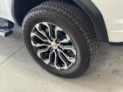 2025 GMC Canyon Denali