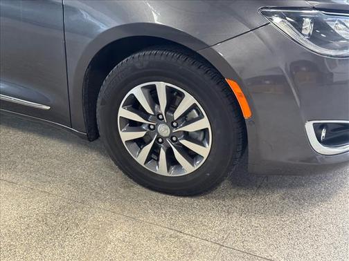 2020 Chrysler Pacifica Touring-L Plus