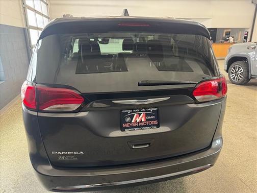 2020 Chrysler Pacifica Touring-L Plus
