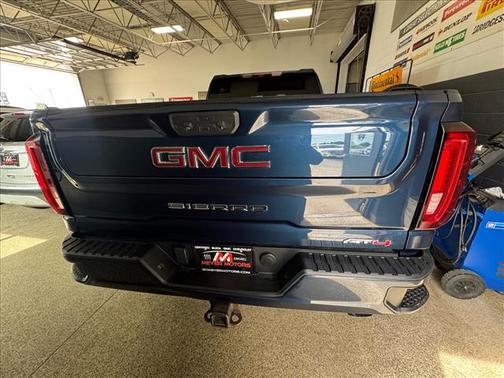 Pacific Blue Metallic (ga0) 2022 GMC Sierra 3500 AT4