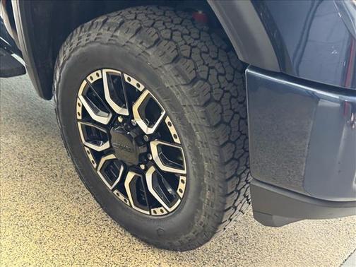 Pacific Blue Metallic (ga0) 2022 GMC Sierra 3500 AT4