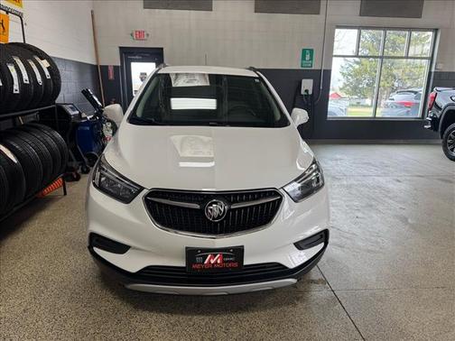 Summit White (gaz) 2017 Buick Encore Preferred