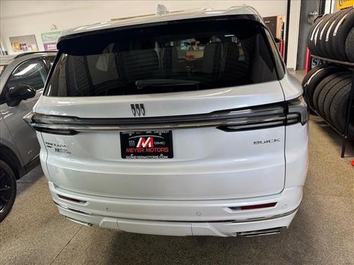 2025 Buick Enclave Avenir FWD