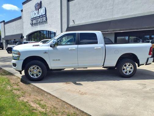 Bright White Clearcoat 2024 RAM 2500 Laramie
