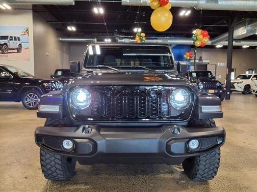 2024 Jeep Gladiator Sport