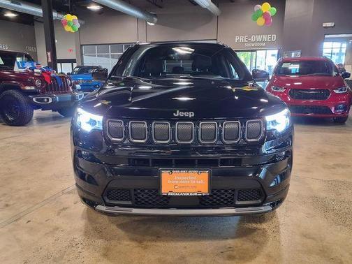 Diamond Black 2022 Jeep Compass Altitude