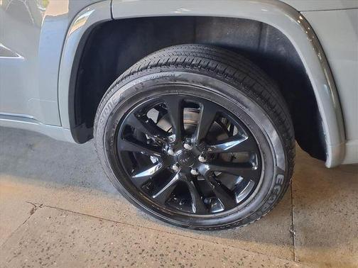 2022 Jeep Grand Cherokee WK Laredo
