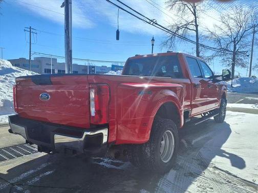 2025 Ford F-350 XLT