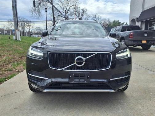 2019 Volvo XC90 T5 Momentum