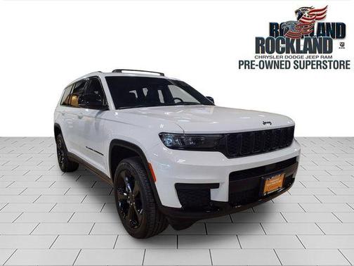 Bright White Clearcoat 2025 Jeep Grand Cherokee L Laredo