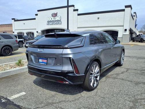 2023 Cadillac LYRIQ Luxury