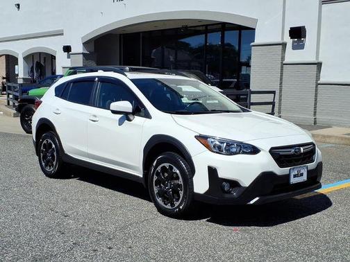 Crystal White Pearl 2022 Subaru Crosstrek Premium