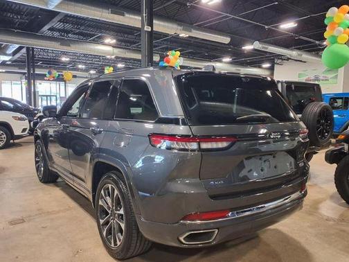 2022 Jeep Grand Cherokee Overland