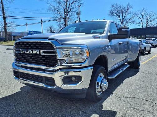 Billet Silver Metallic Clearcoat 2024 RAM 3500 Big Horn