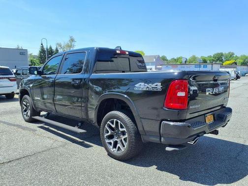Diamond Black 2026 RAM 1500 Laramie