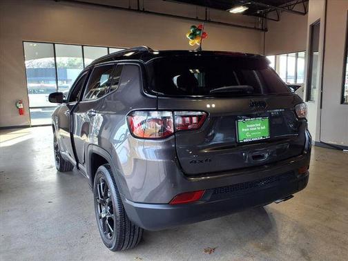 2022 Jeep Compass Altitude