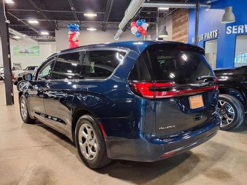 2024 Chrysler Pacifica Limited