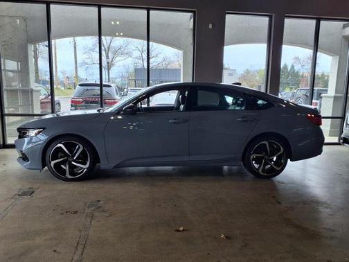 2022 Honda Accord Sport SE