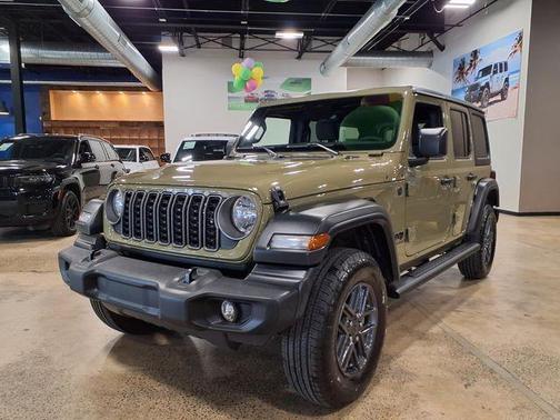 41 2025 Jeep Wrangler Sport
