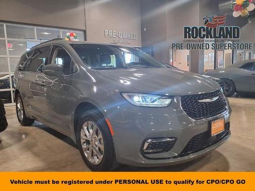 2022 Chrysler Pacifica Touring-L