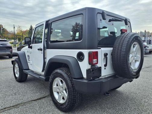 2016 Jeep Wrangler Sport