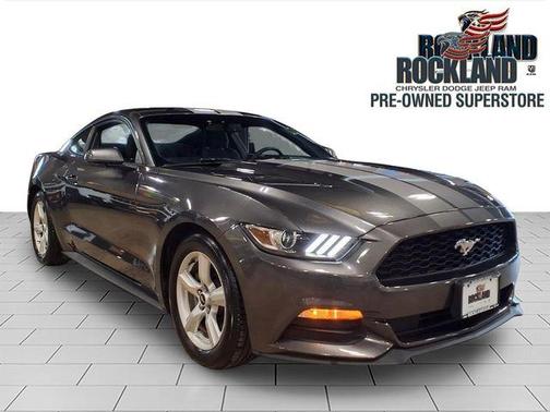 Magnetic 2017 Ford Mustang V6